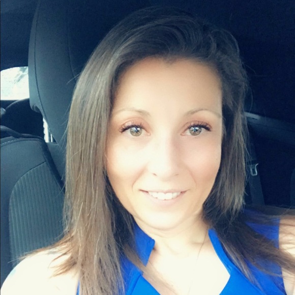 Meet your Posher, Nikki - Picture 7 of 8